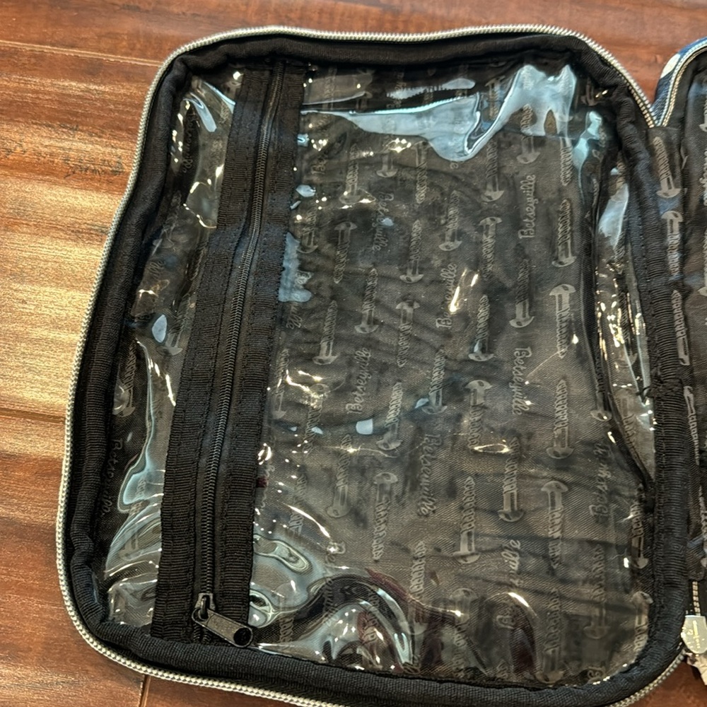 Betsey Johnson Heart Lace Betseyville Make-Up Travel Bag, Denim, NWT! - Picture 10 of 12